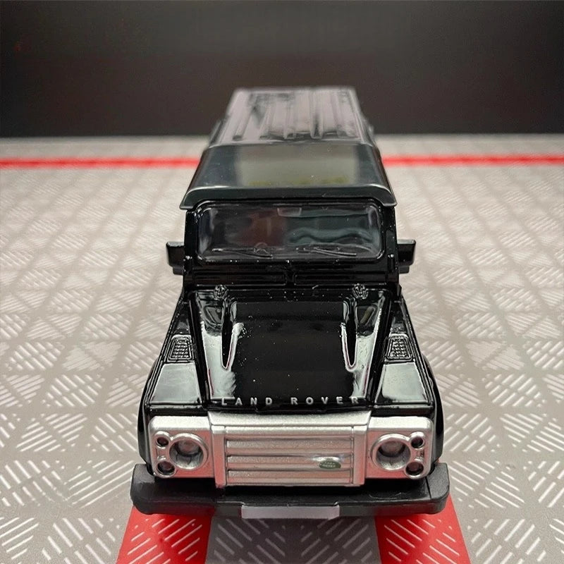 [TOY] 1:36 Land Rover 1990 Defender 110 zwart modelauto Die-Cast