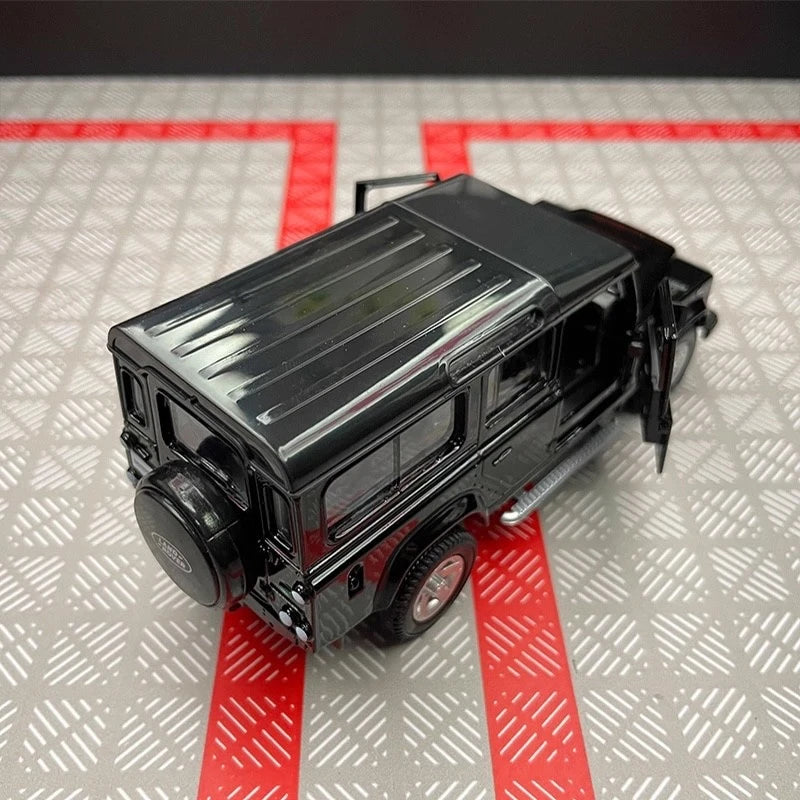 [TOY] 1:36 Land Rover 1990 Defender 110 Black Model Car Die-Cast