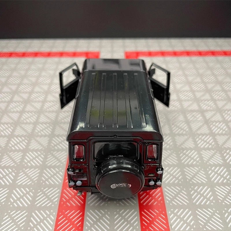 [TOY] 1:36 Land Rover 1990 Defender 110 Black Model Car Die-Cast