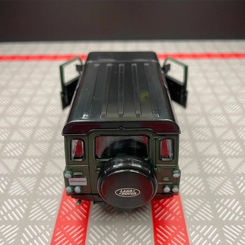 [TOY] 1:36 Land Rover 1990 Defender 110 Matte Green Model Car Die-Cast