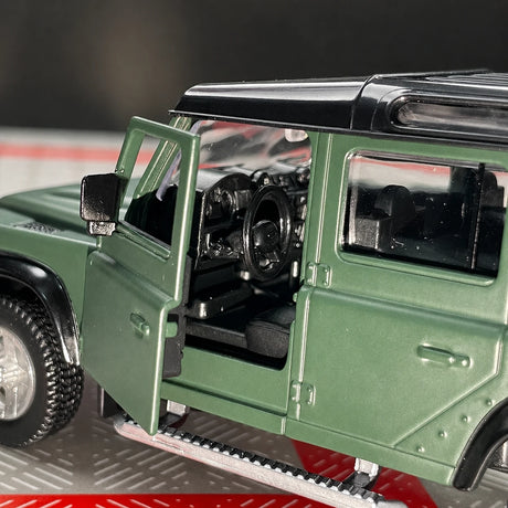[TOY] 1:36 Land Rover 1990 Defender 110 opaco verde modellino di auto Die-Cast