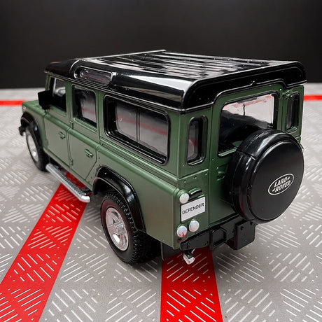 [TOY] 1:36 Land Rover 1990 Defender 110 opaco verde modellino di auto Die-Cast