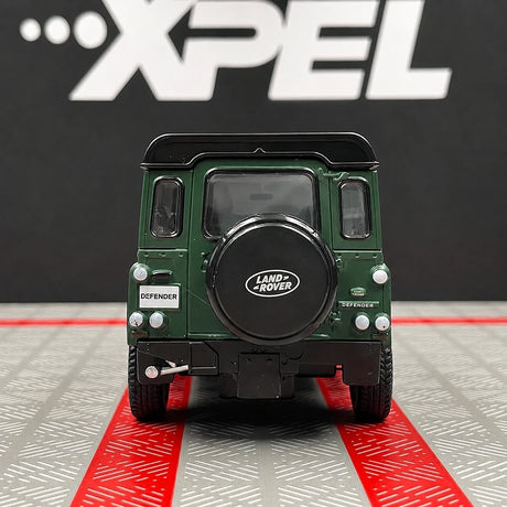 [TOY] 1:36 Land Rover 1990 Defender 110 opaco verde modellino di auto Die-Cast
