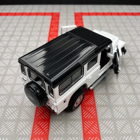 [TOY] 1:36 Land Rover 1990 Defender 110 White Model Car Die-Cast