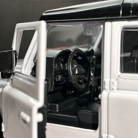 [TOY] 1:36 Land Rover 1990 Defender 110 White Model Car Die-Cast