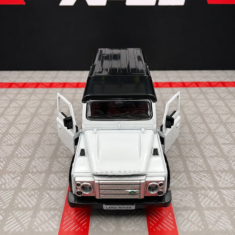 [TOY] 1:36 Land Rover 1990 Defender 110 White Model Car Die-Cast