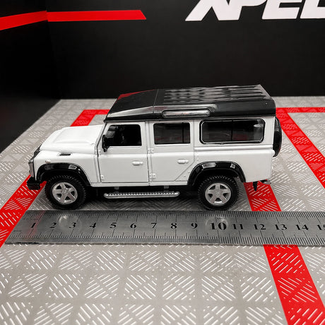[TOY] 1:36 Land Rover 1990 Defender 110 White Model Car Die-Cast