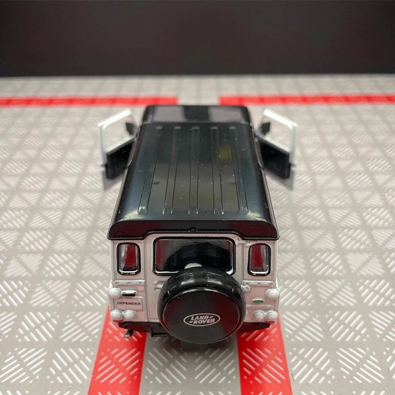 [TOY] 1:36 Land Rover 1990 Defender 110 White Model Car Die-Cast