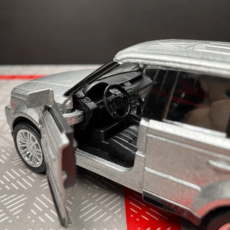 [TOY] 1:36 Land Rover 2005 Range Rover argento modellino di auto Die-Cast