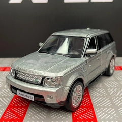 [TOY] 1:36 Land Rover 2005 Range Rover Silver Model Car Die-Cast