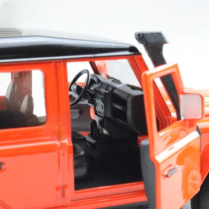 [TOY] 1:36 Land Rover 2015 Defender 110 Orange Model Car Die-Cast