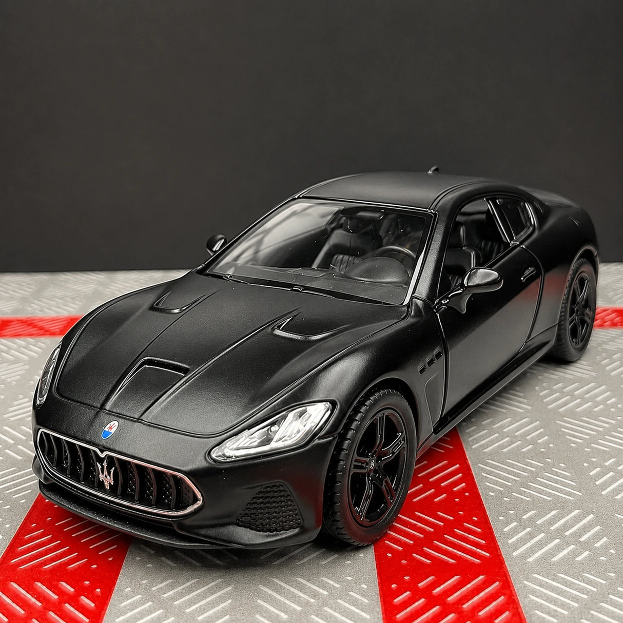 Maserati 2008 GranTurismo 무광 블랙 1:36 – 다이캐스트 디스플레이 모델 다이캐스트