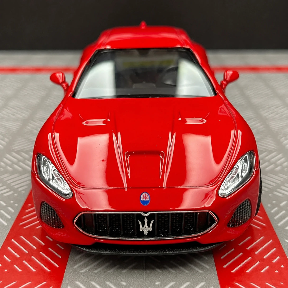 Maserati 2008 GranTurismo 레드 1:36 – 다이캐스트 디스플레이 모델 다이캐스트