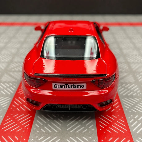 Maserati 2008 GranTurismo أحمر 1:36 – نموذج عرض معدني مصبوب