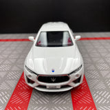 Maserati 2016 Levante 화이트 1:36 – 다이캐스트 디스플레이 모델 다이캐스트