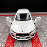 Maserati 2016 Levante 화이트 1:36 – 다이캐스트 디스플레이 모델 다이캐스트