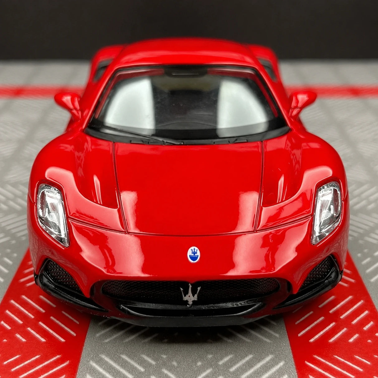 Maserati 2020 MC20 레드 1:36 – 다이캐스트 디스플레이 모델 다이캐스트