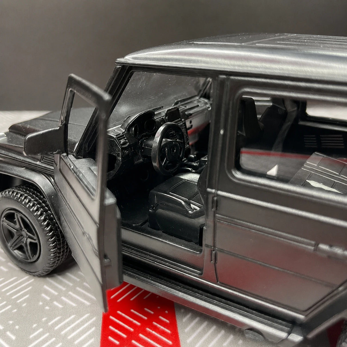 Mercedes-AMG 2015 G63 Matte أسود 1:36 – نموذج عرض معدني مصبوب