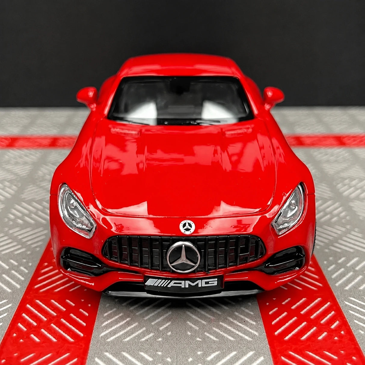 Mercedes-AMG 2020 GTS أحمر 1:36 – نموذج عرض معدني مصبوب