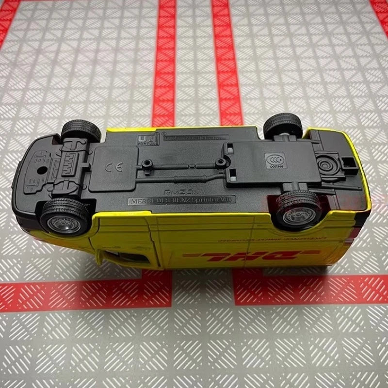 [TOY] 1:36 Mercedes-Benz 2018 Sprinter DHL Model Car Die-Cast