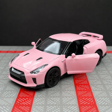 Nissan 2009 GT-R R35 وردي 1:36 – نموذج عرض معدني مصبوب