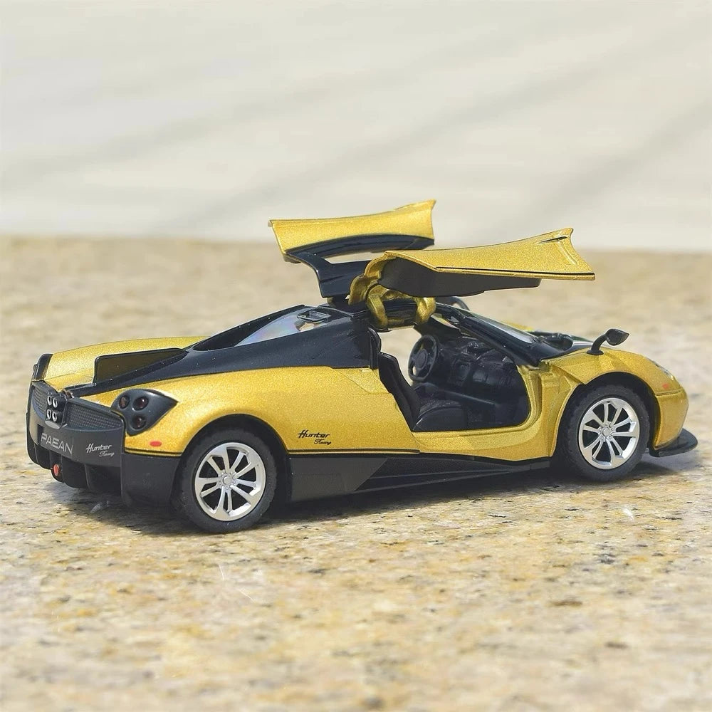 [TOY] 1:36 Pagani 2012 Huayra Gold Model Car Die-Cast