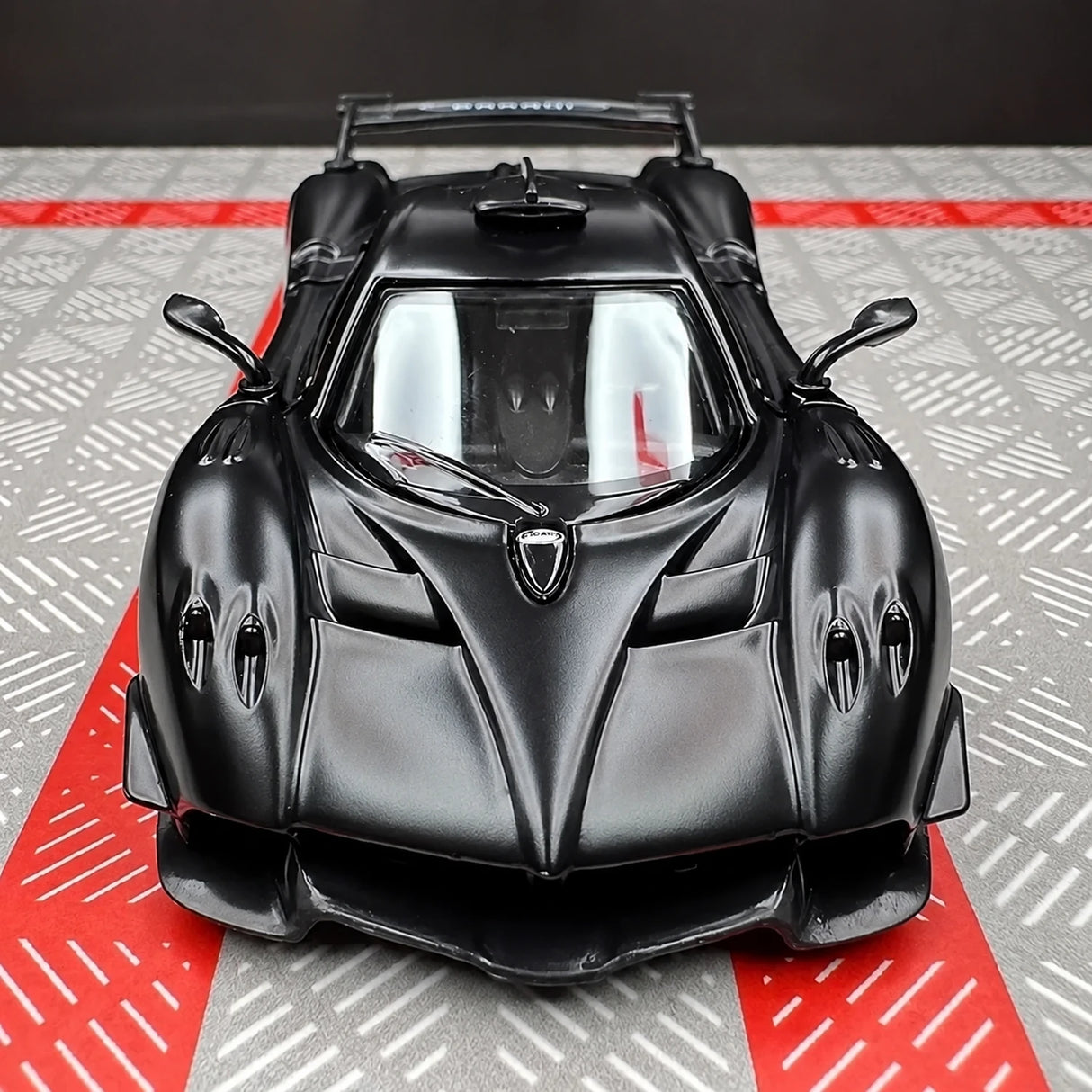 [TOY] 1:36 Pagani 2021 Huayra R Black Model Car Die-Cast