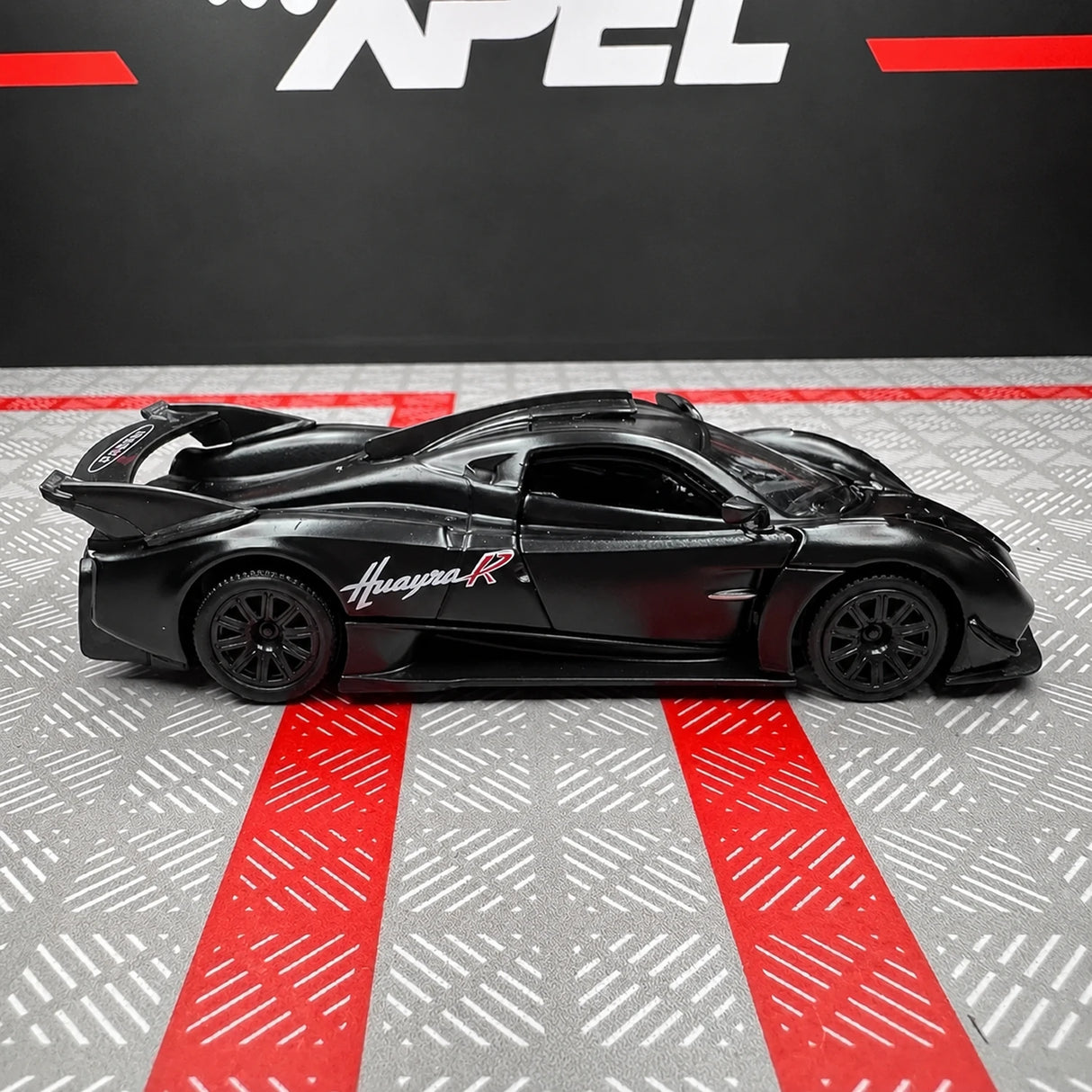 [TOY] 1:36 Pagani 2021 Huayra R Black Model Car Die-Cast