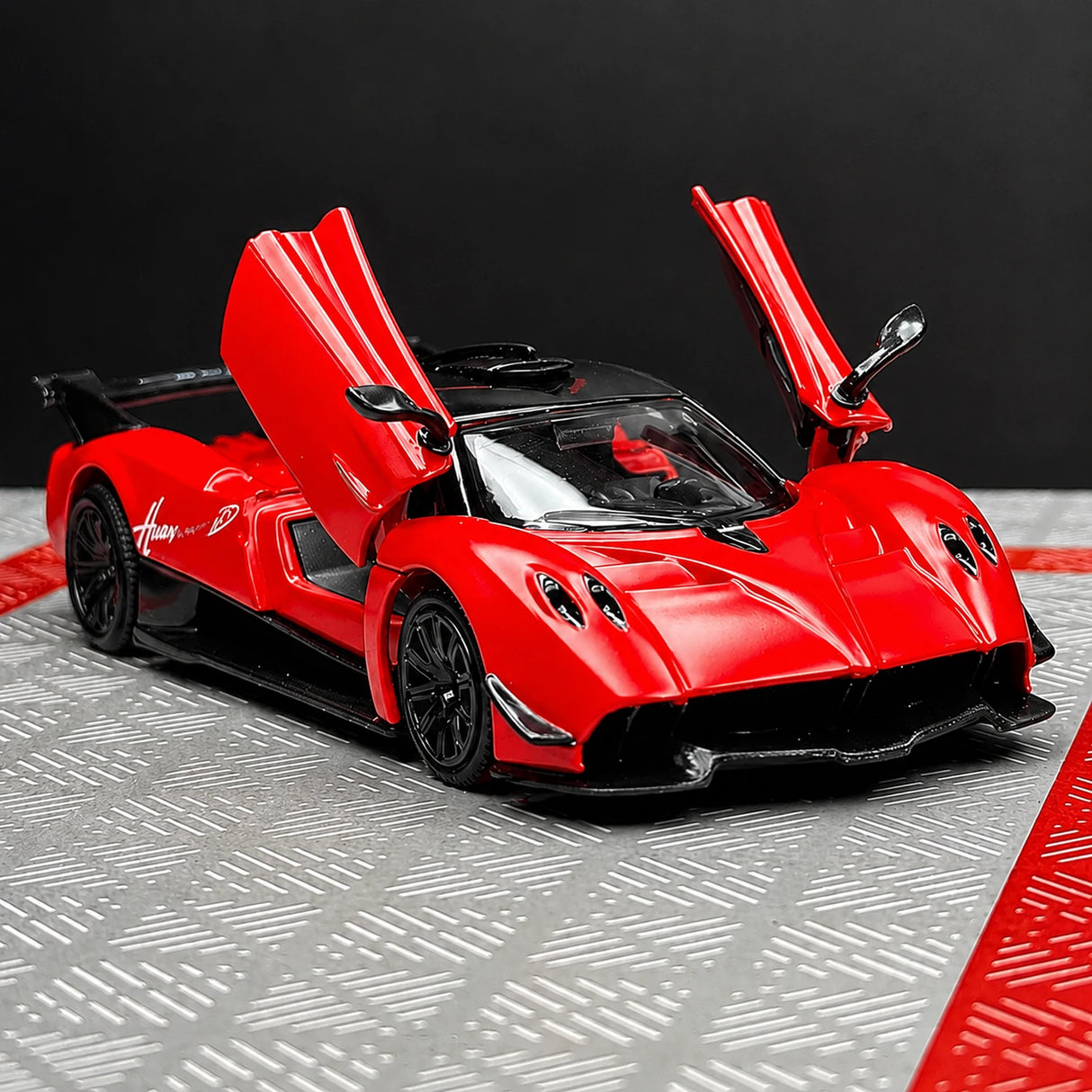 [TOY] 1:36 Pagani 2021 Huayra R Red Model Car Die-Cast