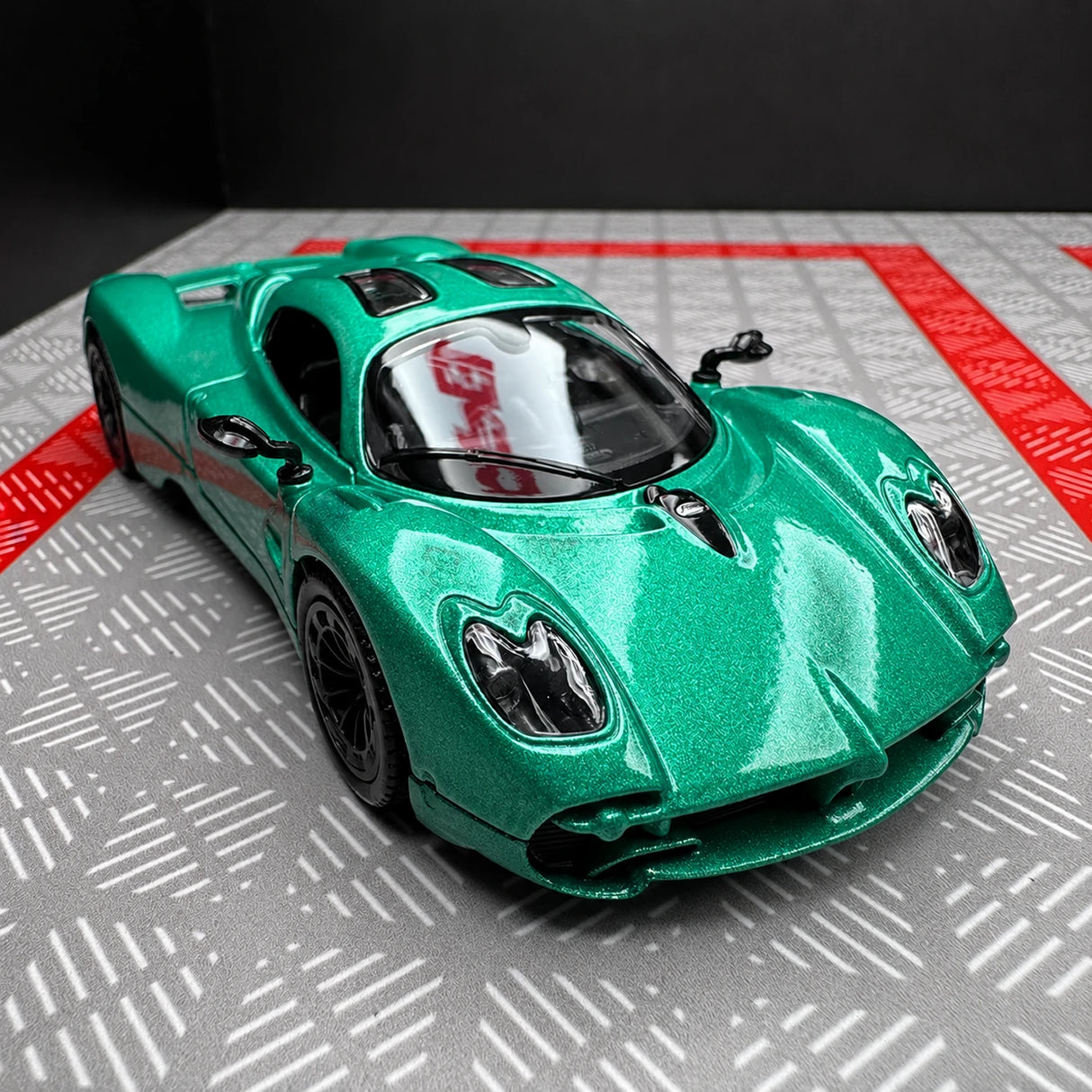 [TOY] 1:36 Pagani 2023 Utopia Green Model Car Die-Cast