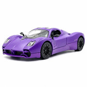 Pagani 2023 Utopia البنفسجي 1:36 – مجسم سيارة معدني للعرض