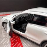 Porsche 2014 Cayenne White 1:36 – model wyświetlacza odlewany z odlewu