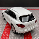 Porsche 2014 Cayenne White 1:36 – model wyświetlacza odlewany z odlewu