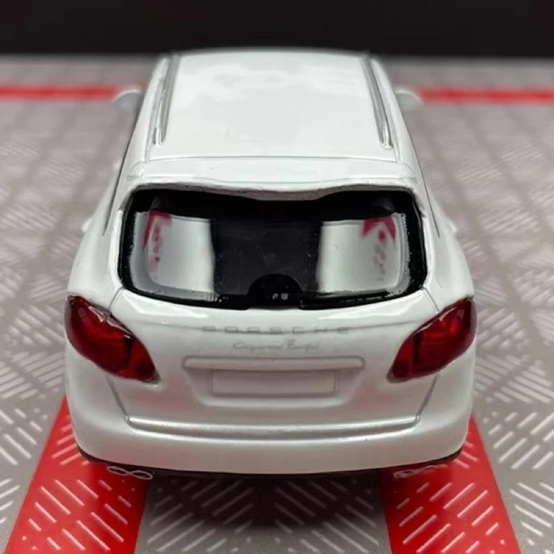 [TOY] 1:36 Porsche 2014 Cayenne White Model Car Die-Cast