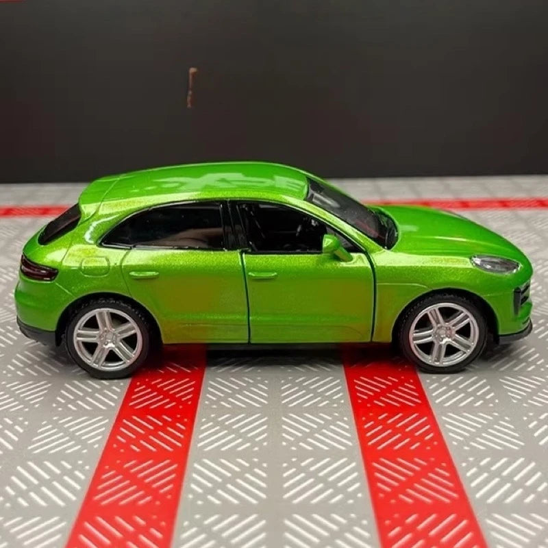 [TOY] 1:36 Porsche 2019 Macan Green Model Car Die-Cast
