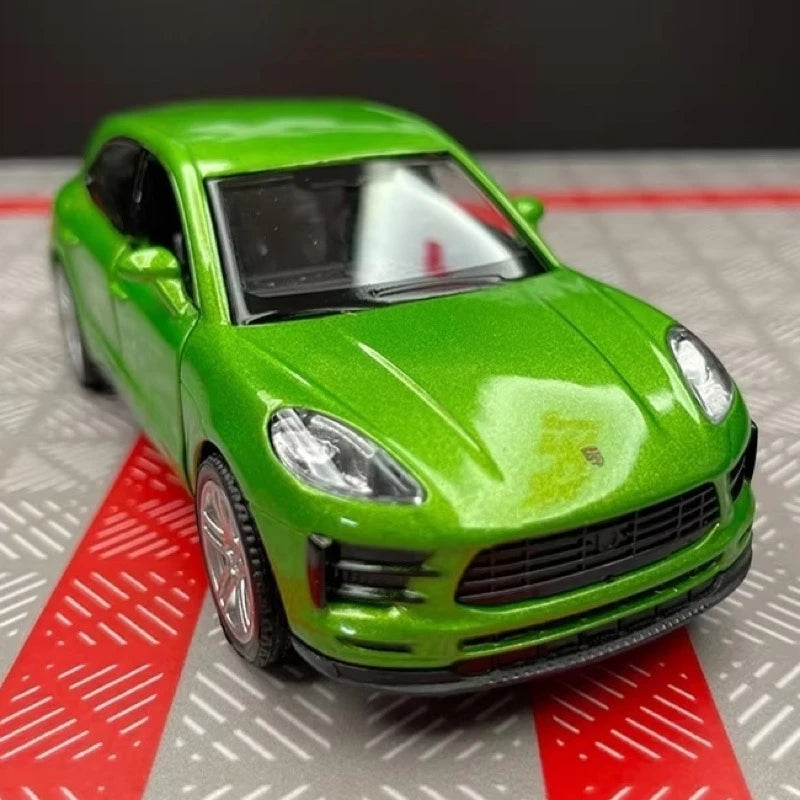 [TOY] 1:36 Porsche 2019 Macan Green Model Car Die-Cast