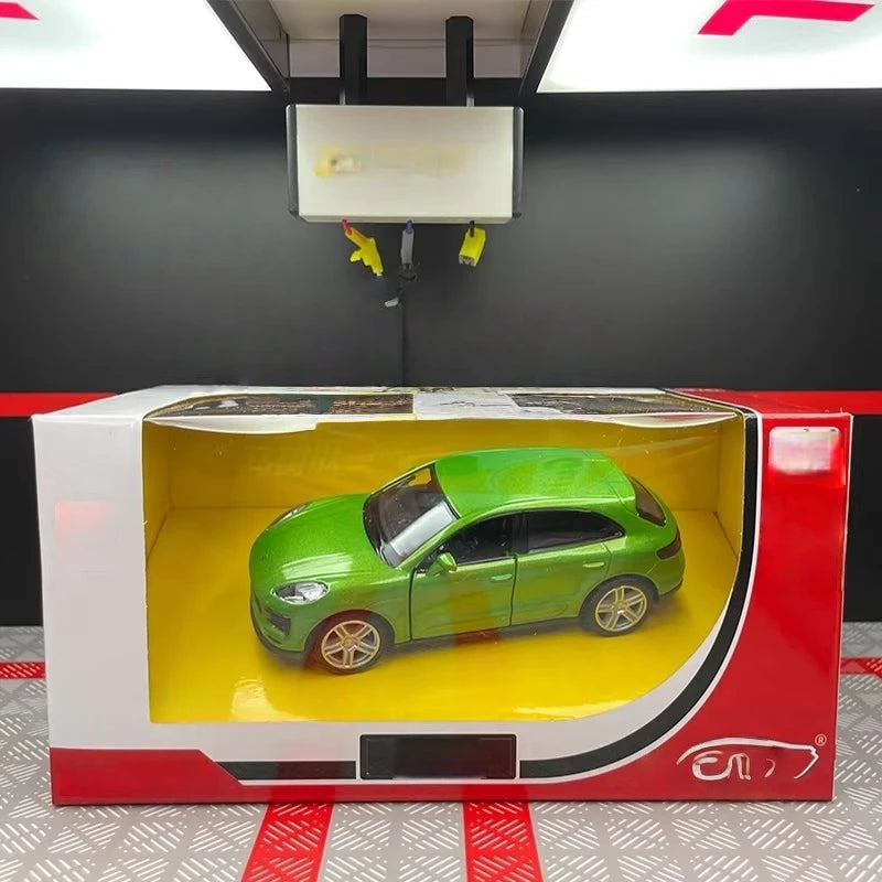 [TOY] 1:36 Porsche 2019 Macan Green Model Car Die-Cast