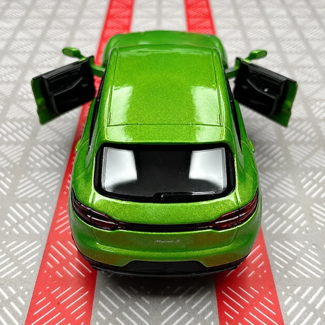 [TOY] 1:36 Porsche 2019 Macan Green Model Car Die-Cast