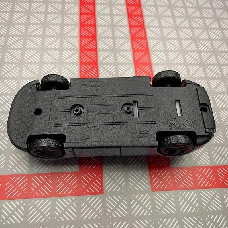 [TOY] 1:36 Porsche 2019 Taycan Cyan Model Car Die-Cast