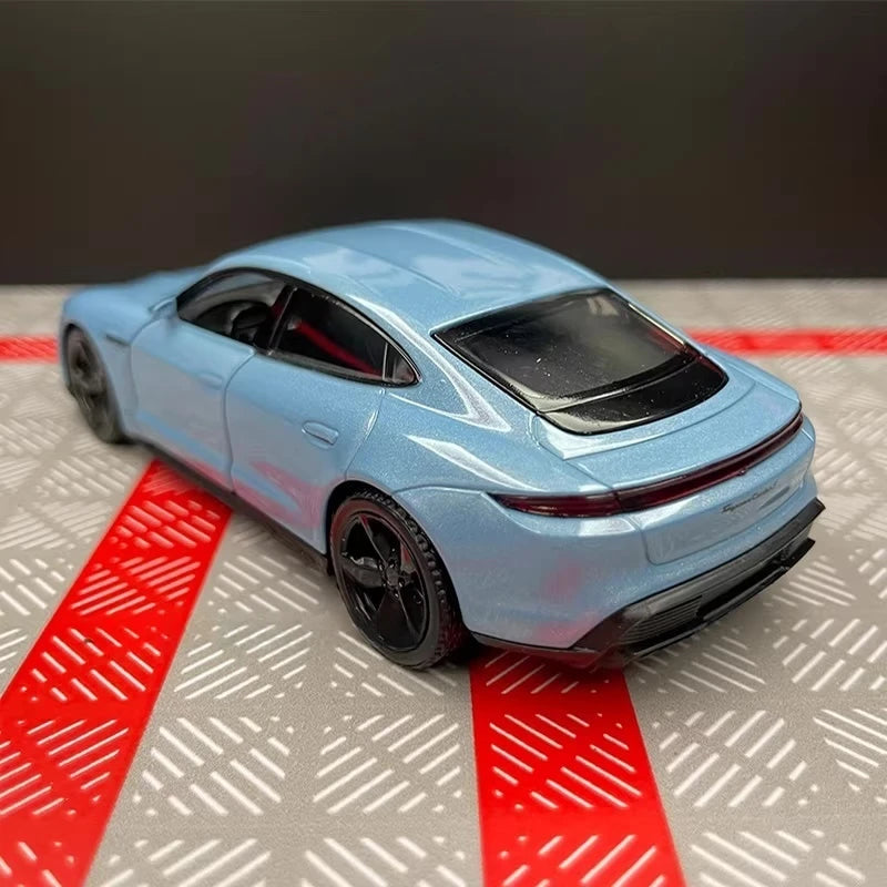 [TOY] 1:36 Porsche 2019 Taycan Cyan Model Car Die-Cast
