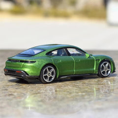 [TOY] 1:36 Porsche 2019 Taycan Green Model Car Die-Cast