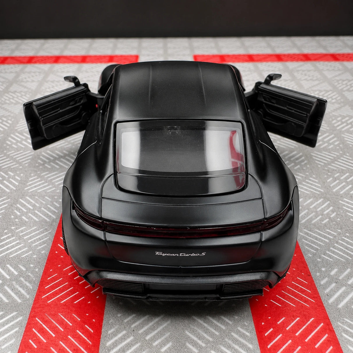 Porsche 2019 테이칸 무광 블랙 1:36 – 다이캐스트 디스플레이 모델 다이캐스트