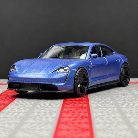 Porsche 2019 Taycan Matte أزرق 1:36 – نموذج عرض معدني مصبوب
