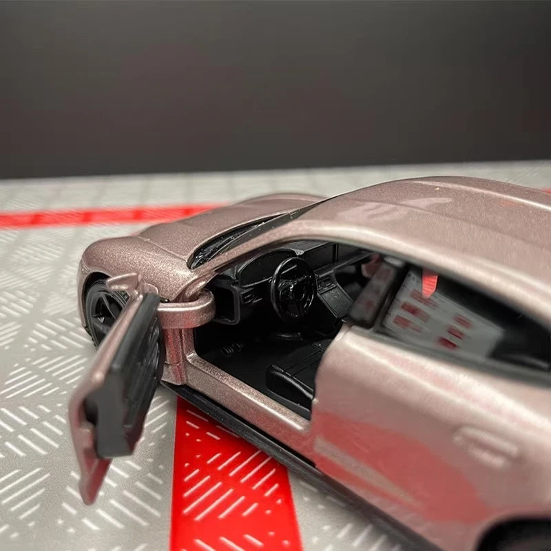 [TOY] 1:36 Porsche 2019 Taycan Pink Model Car Die-Cast
