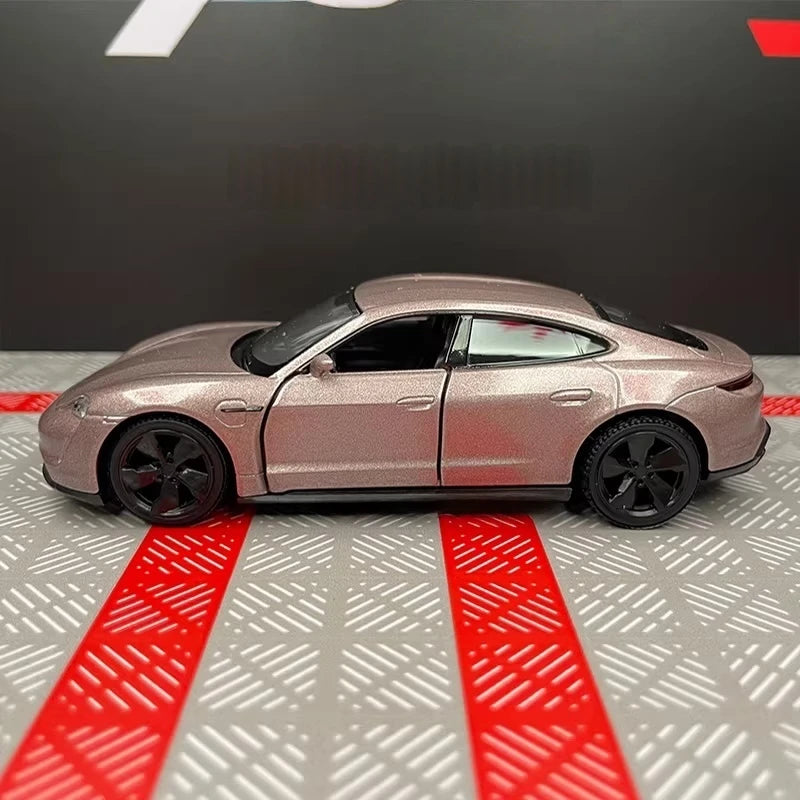 [TOY] 1:36 Porsche 2019 Taycan Pink Model Car Die-Cast