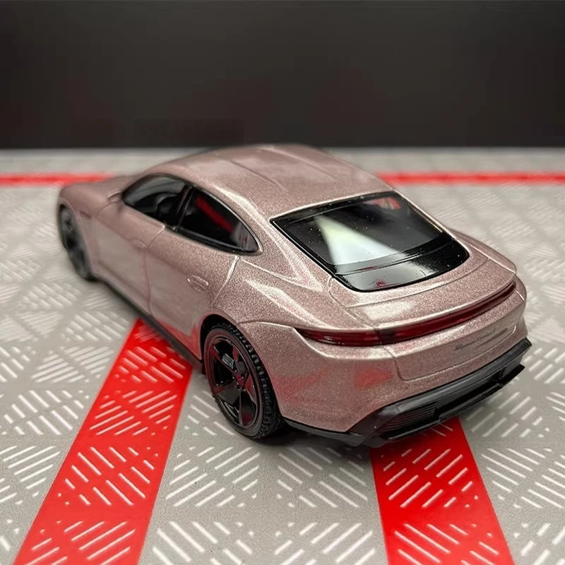 [TOY] 1:36 Porsche 2019 Taycan Pink Model Car Die-Cast