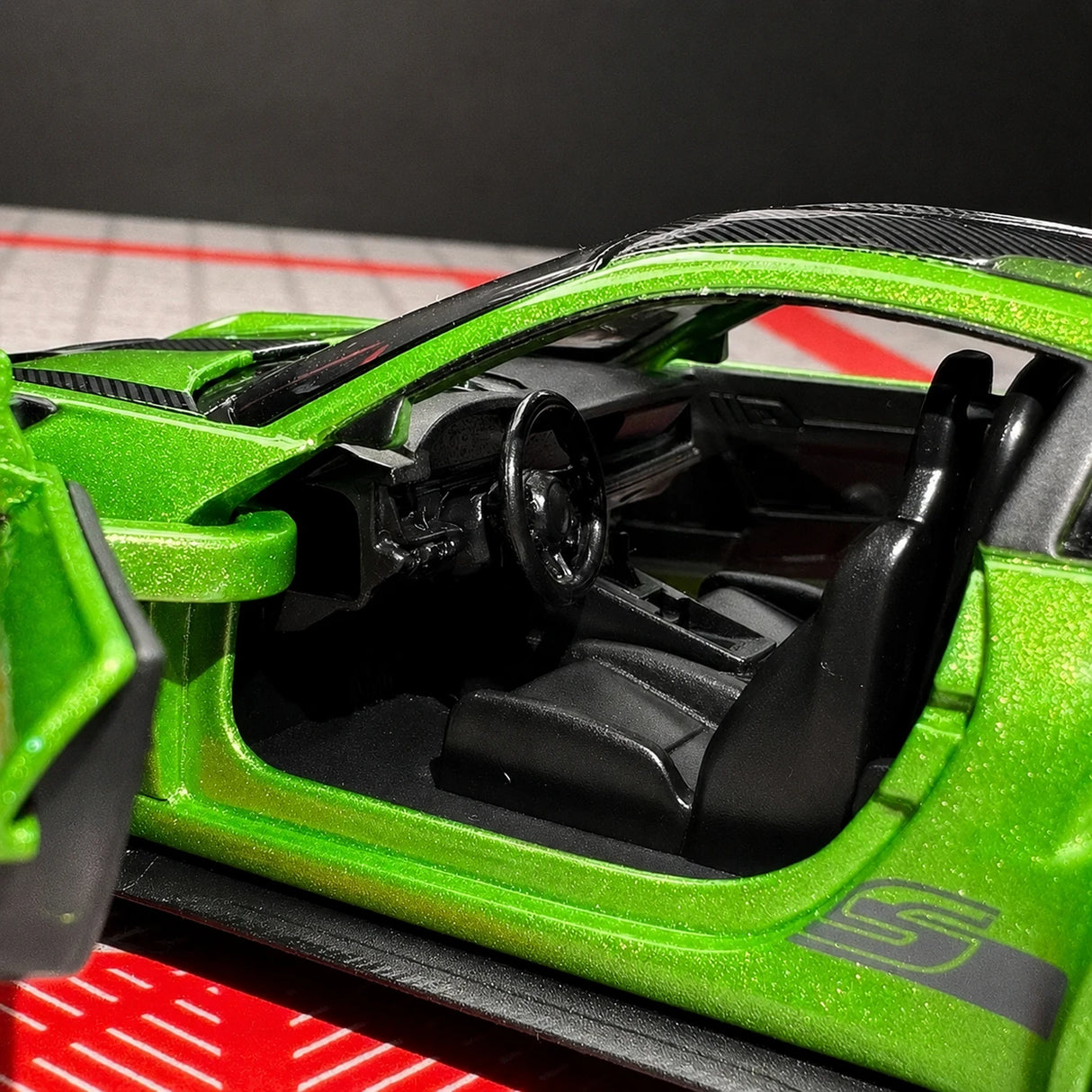 [TOY] 1:36 Porsche 2023 911 992 GT3 RS Green Model Car Die-Cast