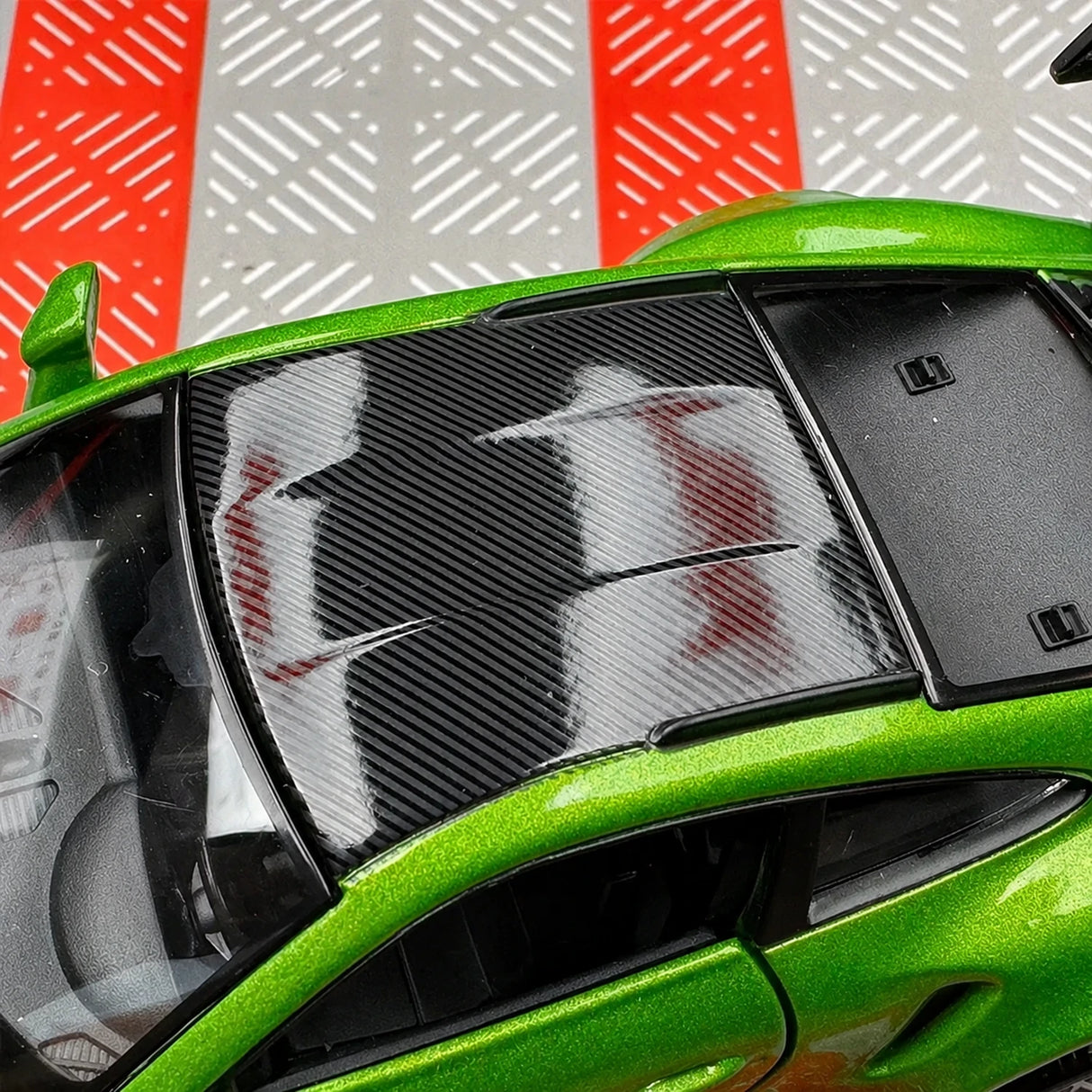 [TOY] 1:36 Porsche 2023 911 992 GT3 RS Green Model Car Die-Cast