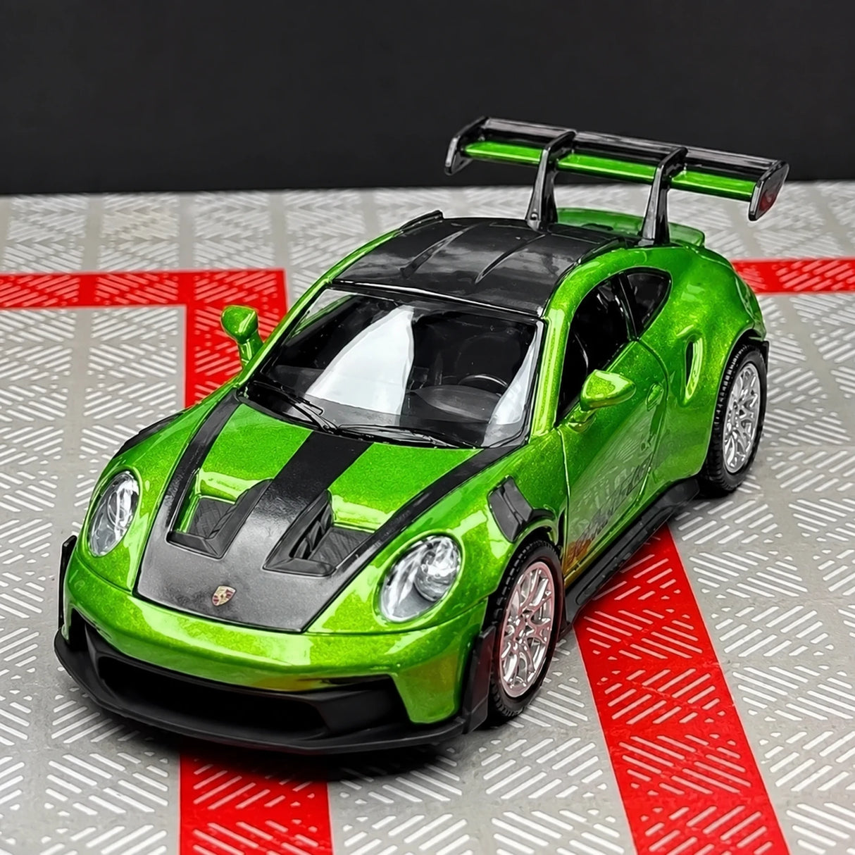[TOY] 1:36 Porsche 2023 911 992 GT3 RS Green Model Car Die-Cast