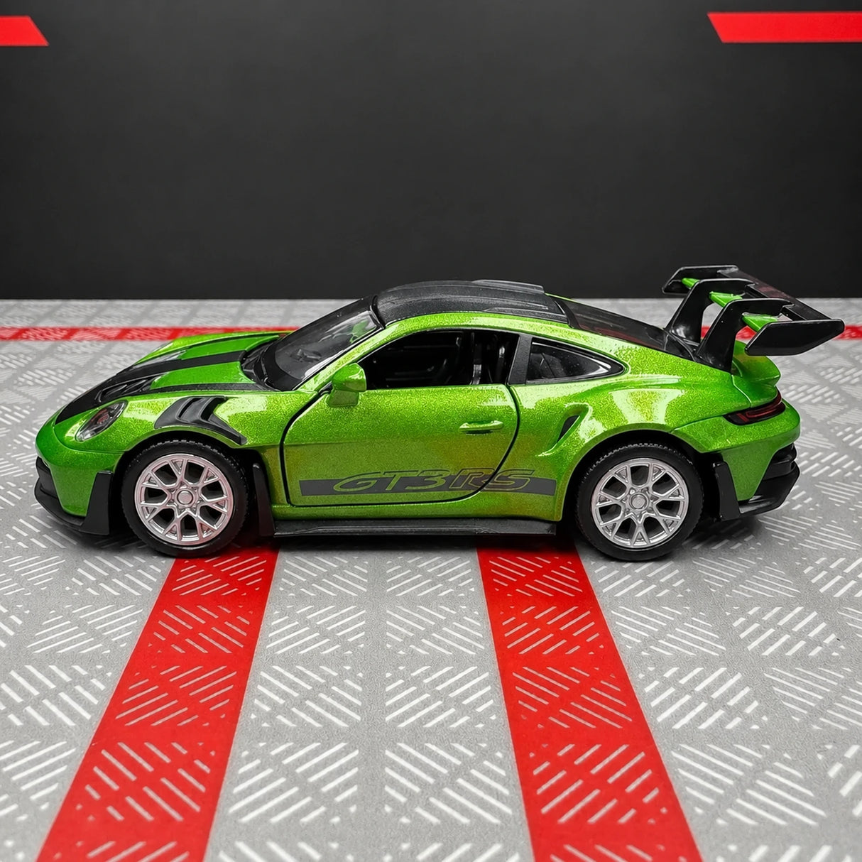 [TOY] 1:36 Porsche 2023 911 992 GT3 RS Green Model Car Die-Cast